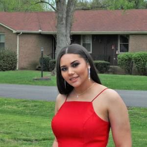 Meet your Posher, Alexia